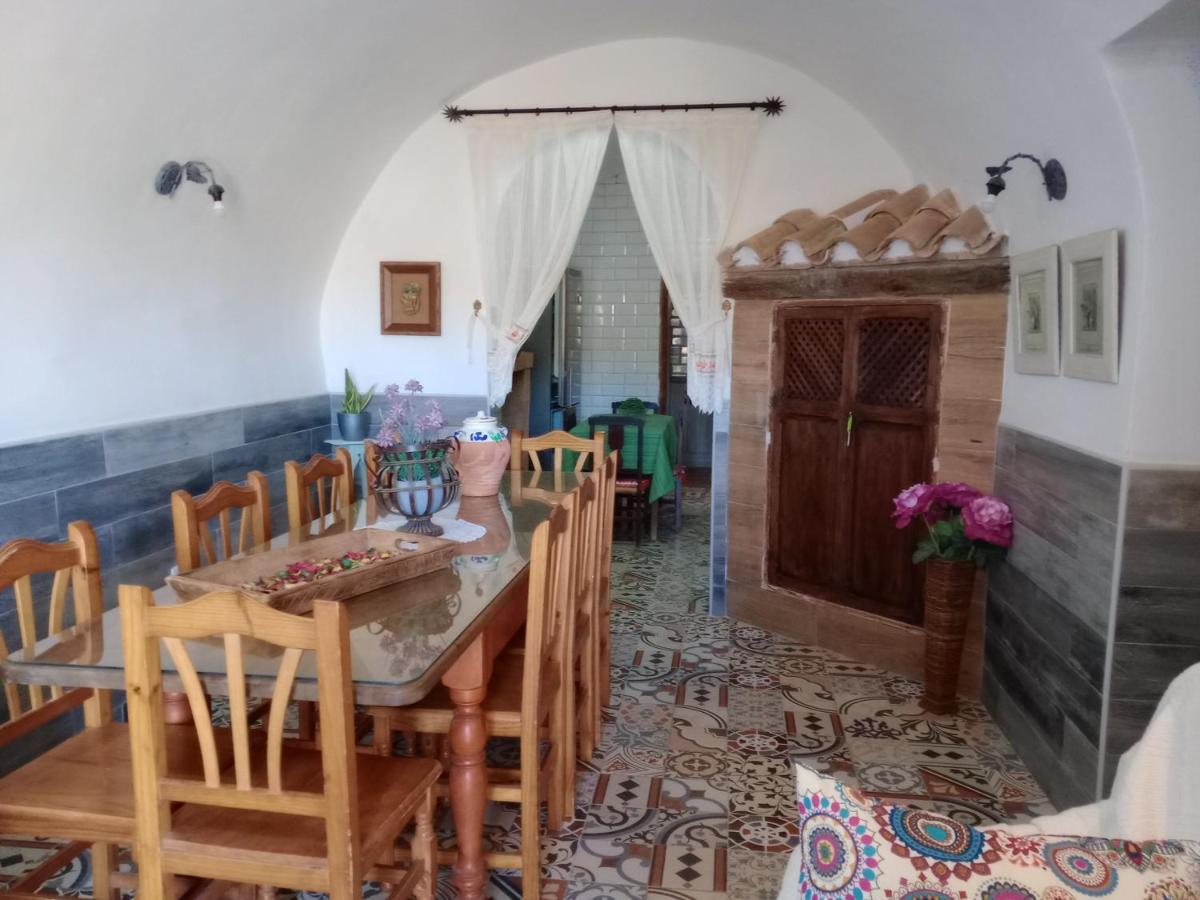 Cortijo Rural Molino El Tarahal Con Piscina Y Zonas Compartidas エクステリア 写真